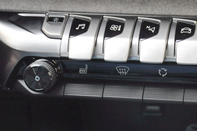 标致50081.6t动力试驾,38号车评标致5008试驾视频