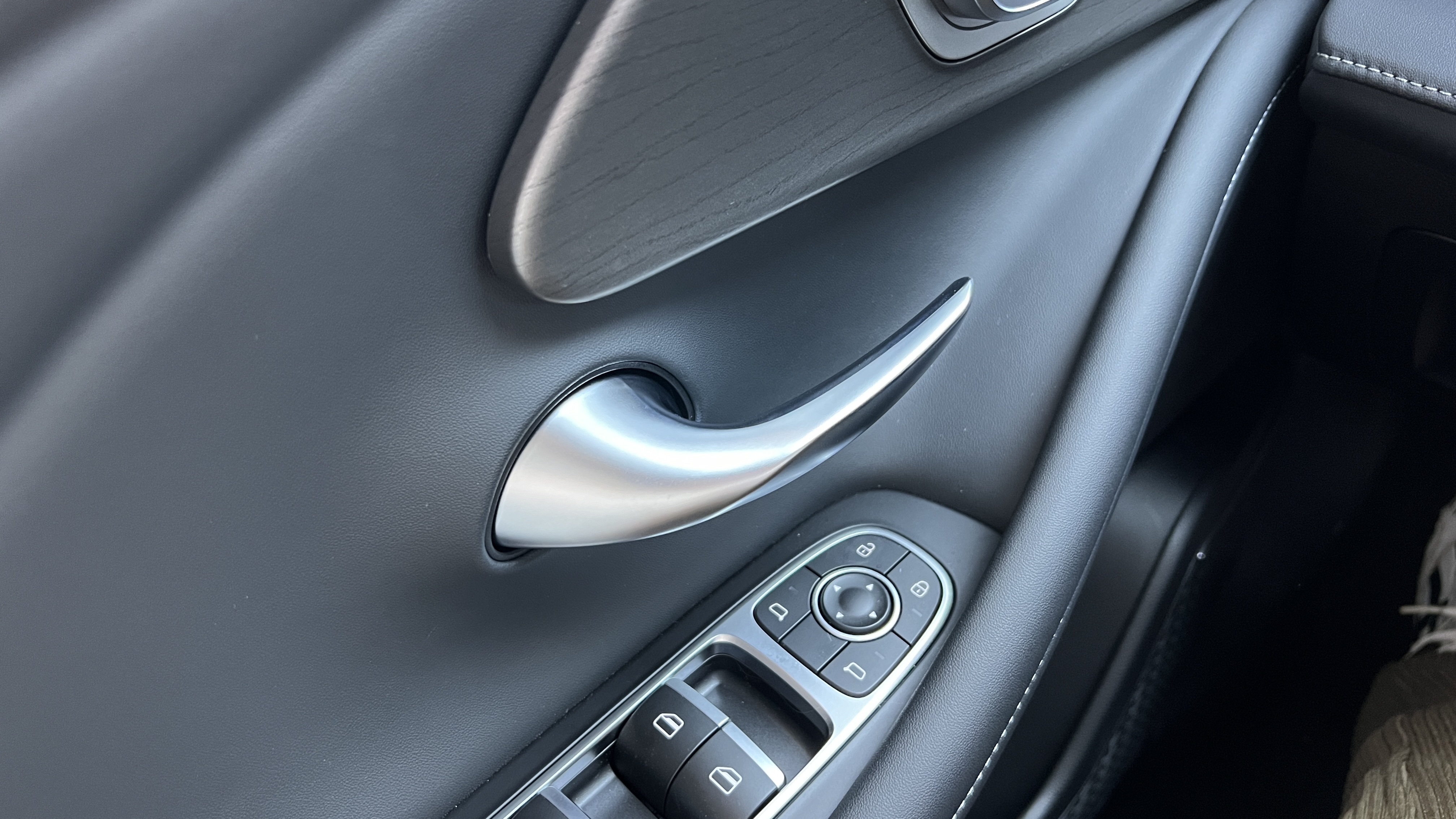 奇瑞风云a8挑战2000公里长测,好看好开的皮卡