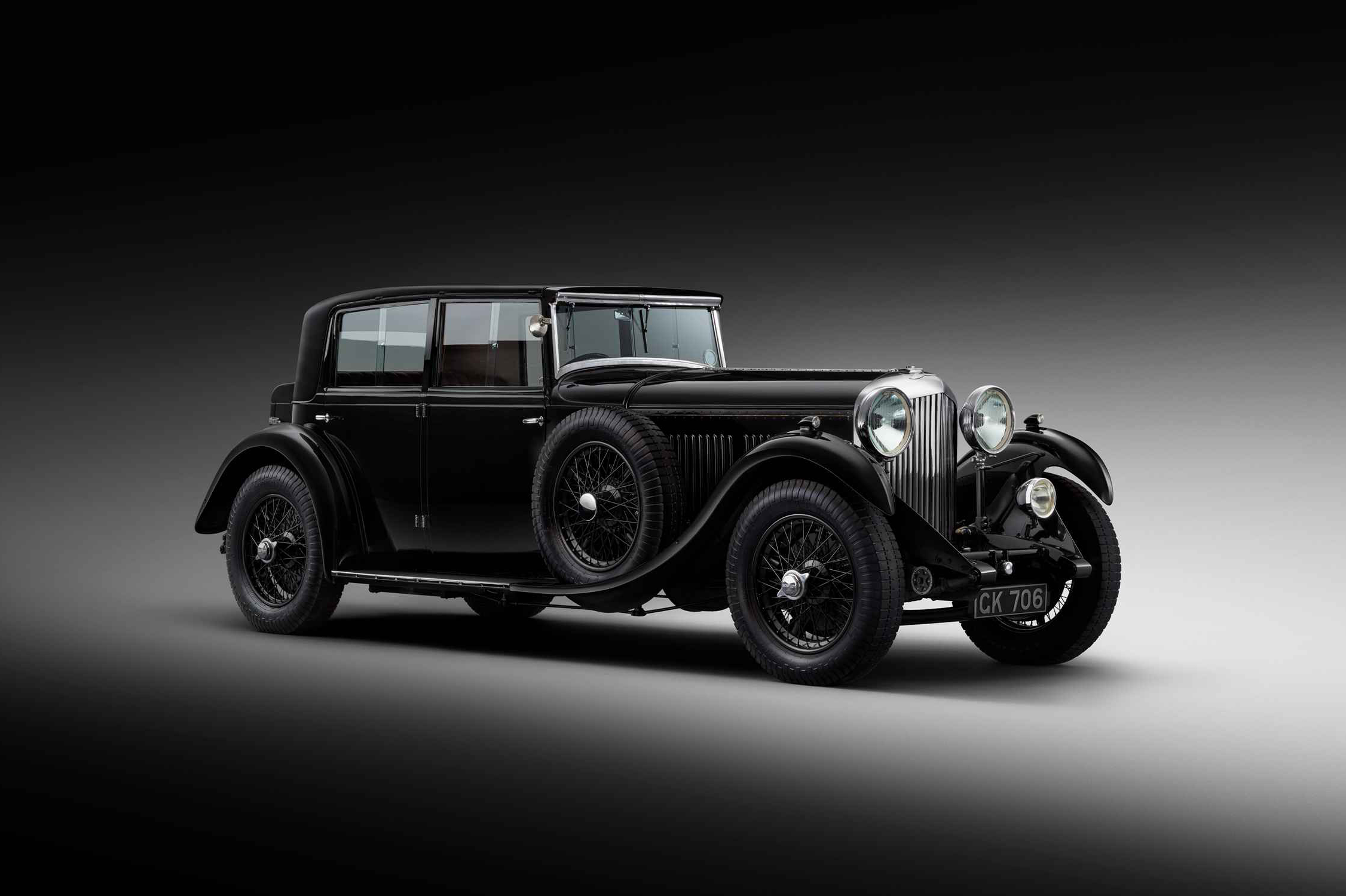 沉浸式体验宾利飞驰2022款4.0tv8,宾利全新飞驰舒适度体验