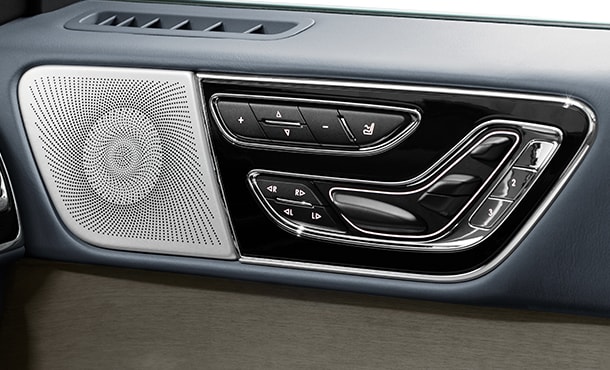 林肯领航员极致灰,林肯领航员老款升级新款内饰