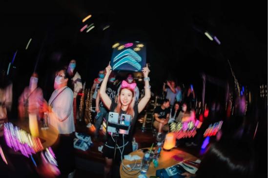 以奋斗为本以客户为中心,坚持以客户为中心工作方案