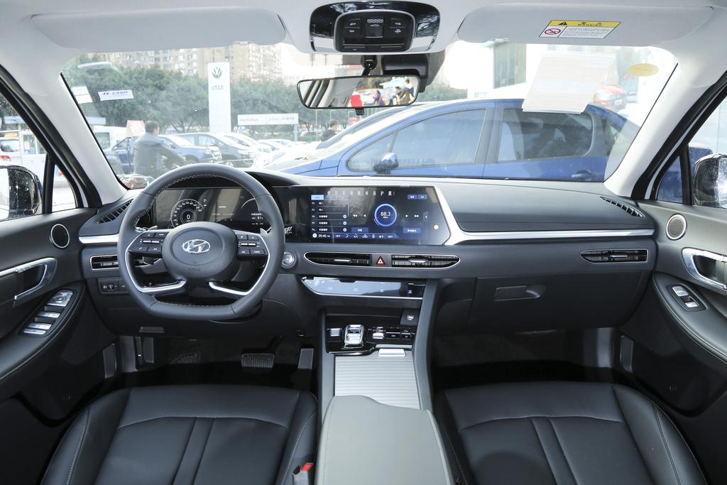 新手开车调整座椅后视镜技巧,后视镜座椅方向盘如何正确调整