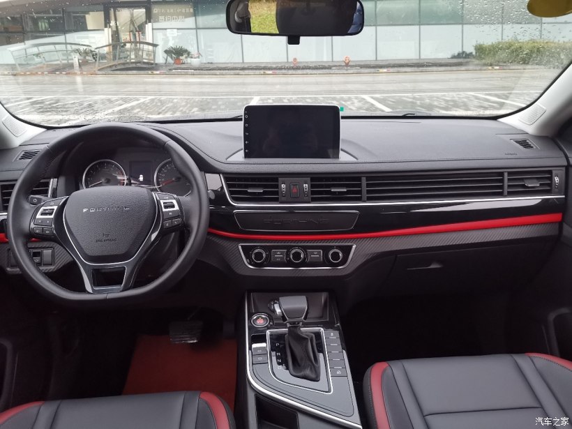 新风行t5增自动舒适型售8.99万元,东风风行t5盛世款pk广汽传祺gs4