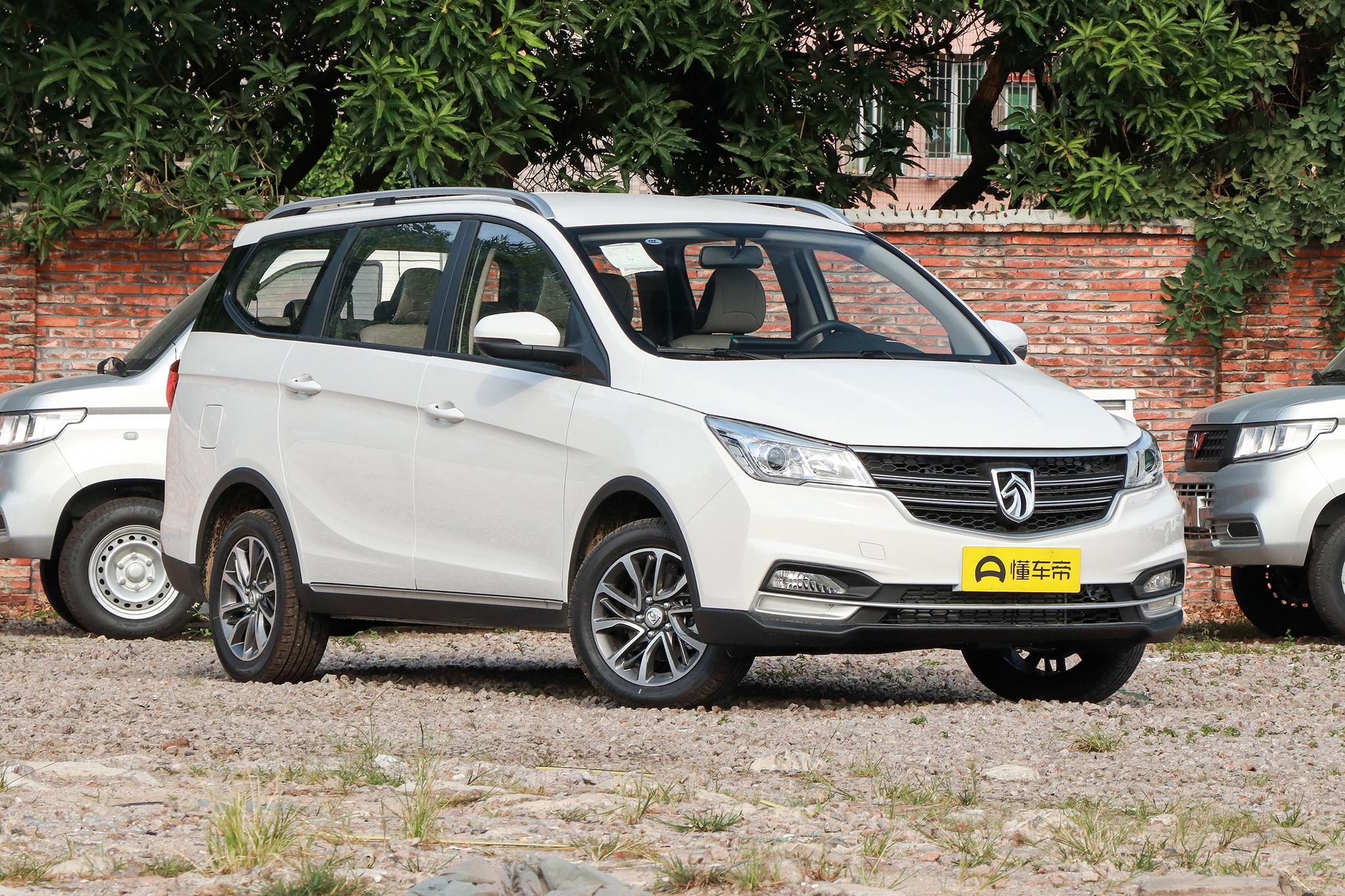 宝骏730打造七座mpv领导者,18年宝骏730自动最高配驾驶感受