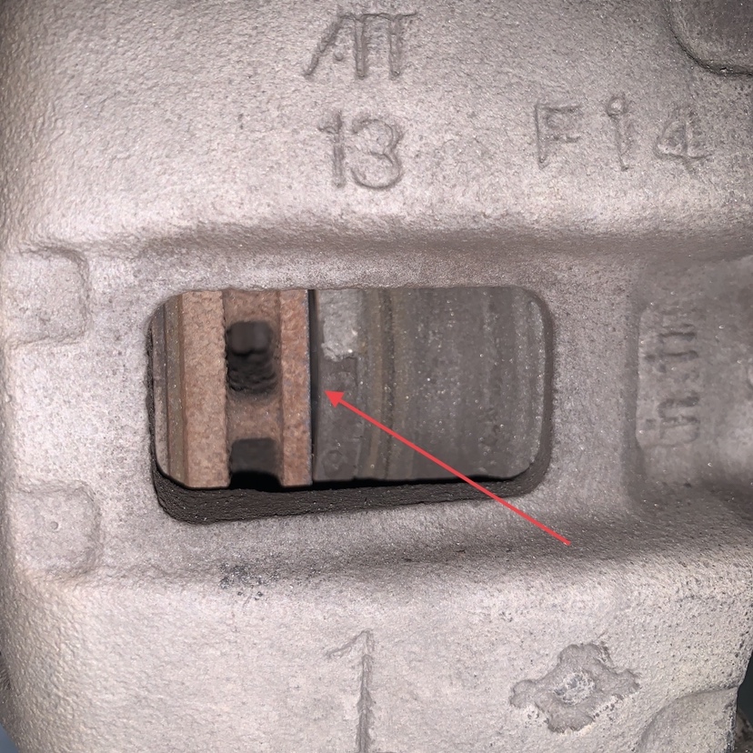 丰田倒车刹车异响,丰田汽车刹车异响是什么原因