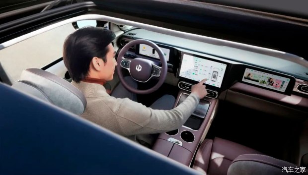 c11零跑增程版购车,c11增程老款和新款区别