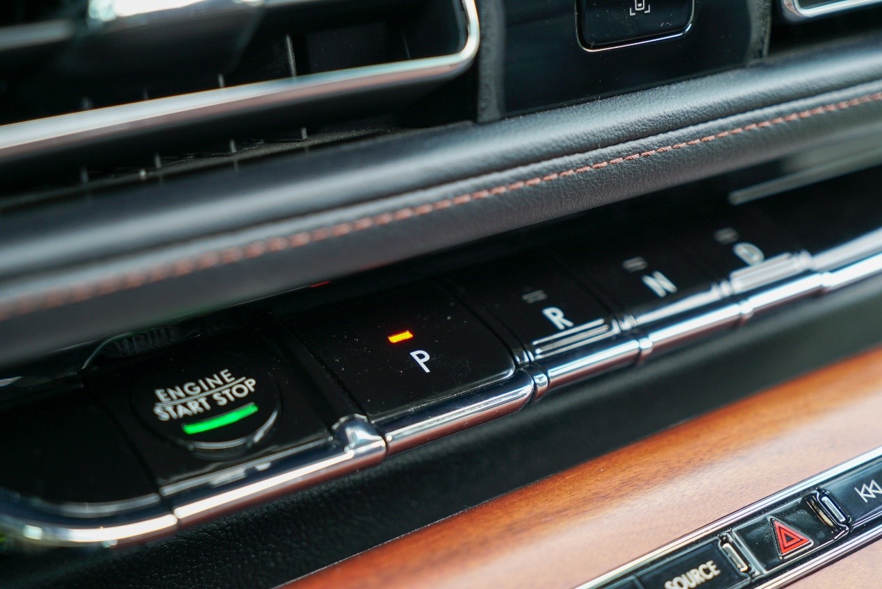 奔驰gle车主到店体验林肯飞行家,奔驰gle与林肯飞行家全面比较