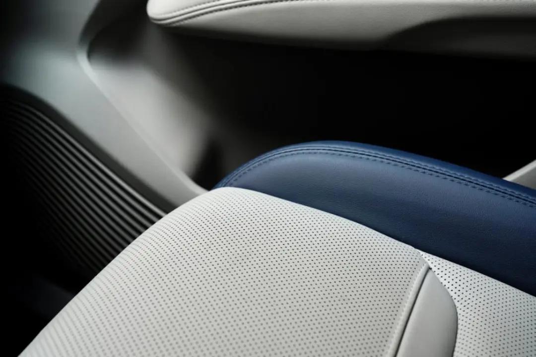 解读低配车2022款江铃福特领睿,试驾江铃福特领睿