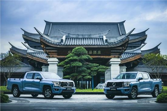 最新皮卡金刚炮落地价多少钱,时尚商用皮卡金刚炮震撼上市