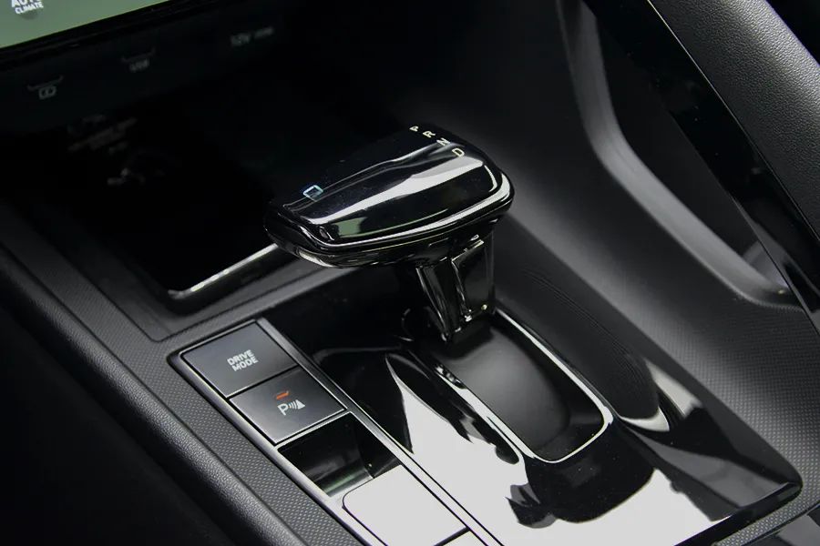 伊兰特好看么,伊兰特豪华