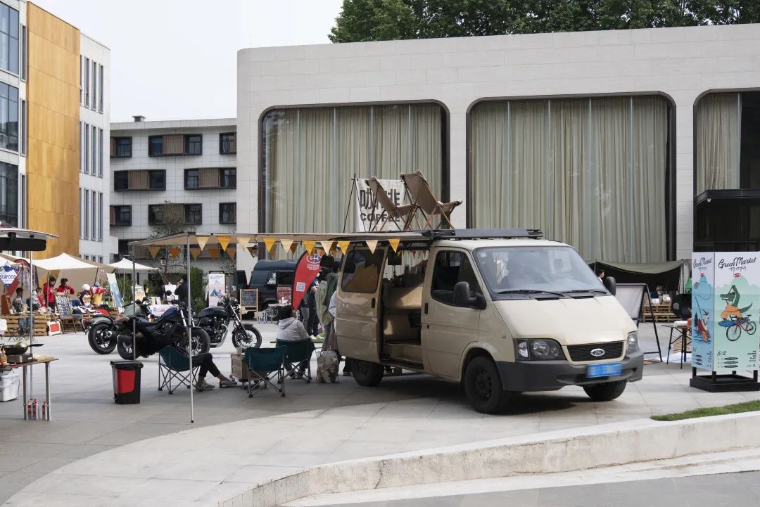 边玩边可以赚钱的生意,边玩边摆摊赚钱