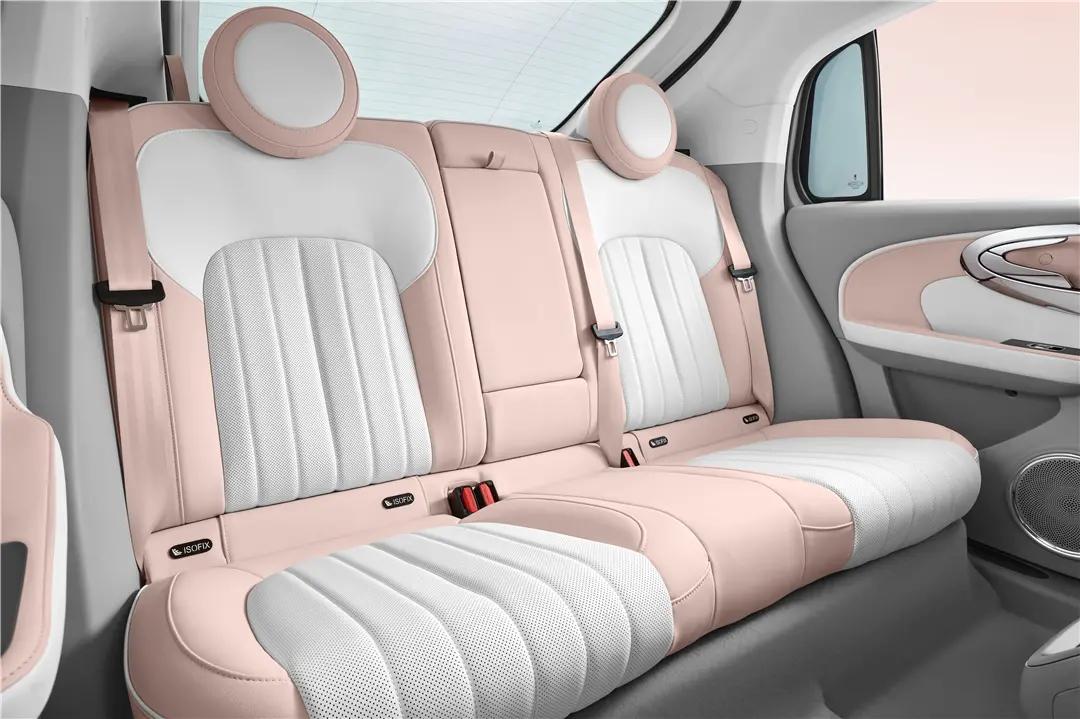 标配主动刹车,23款欧拉芭蕾猫优惠6万