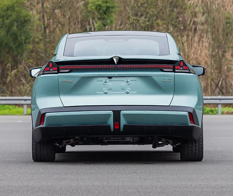 18万想买1.5t的凯迪拉克 (凯迪拉克ct-4 1.5t优惠)