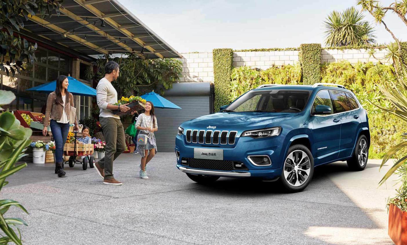 jeep自由光为什么现在能优惠4万多,jeep自由光买不到配件了么