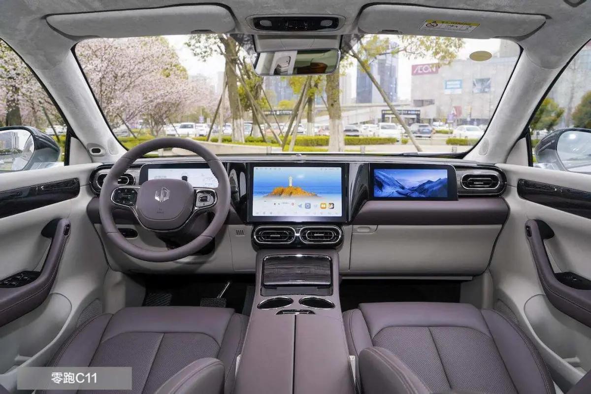 用电和用油的车每公里差多少钱,用油又用电的车好吗