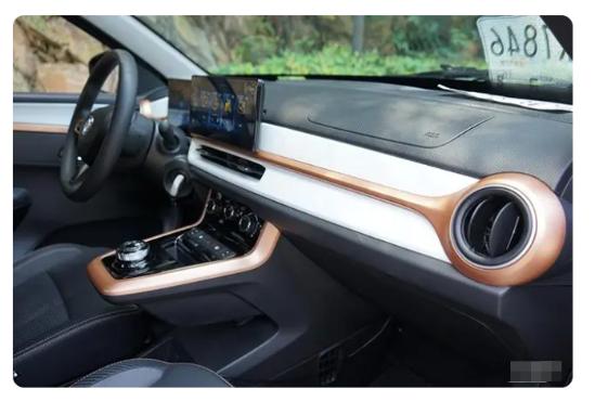 纳米box新能源车蓝色,纳米box新能源车门