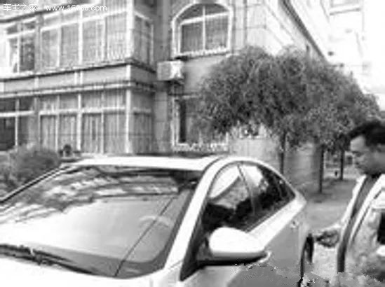 汽车空调异响不制冷怎么回事,汽车空调转向灯响怎么解决