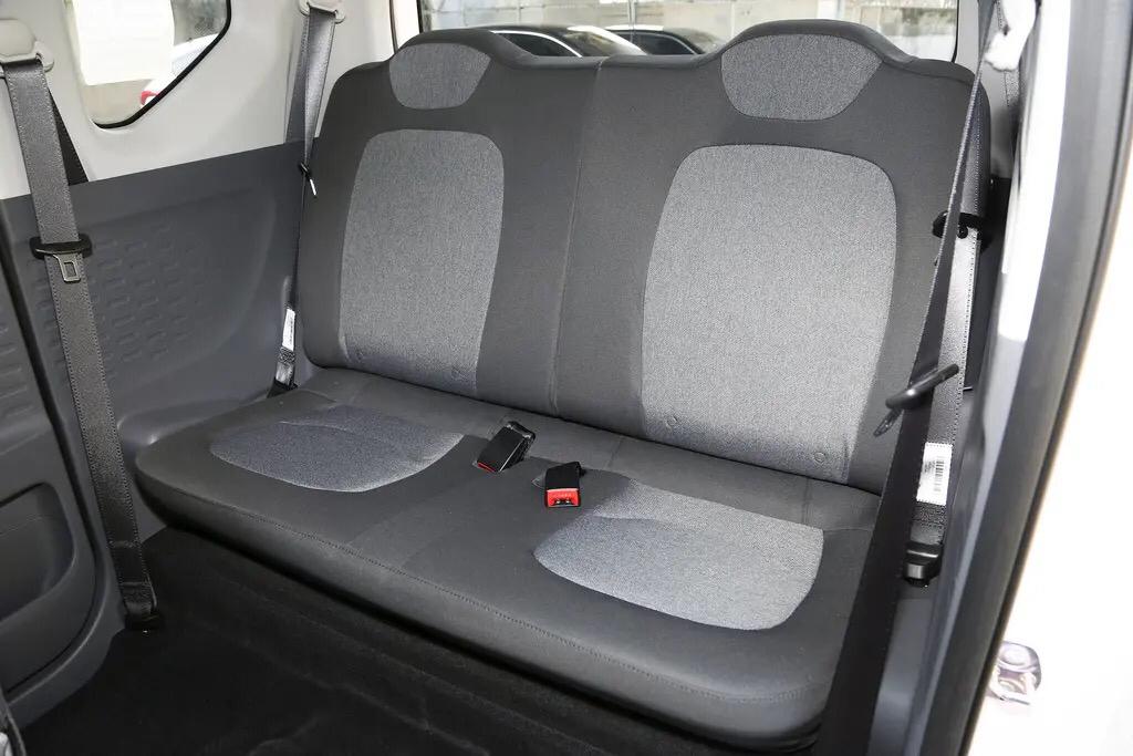 月销超3万五菱mini,宏光miniev2020款轻松上路多少钱