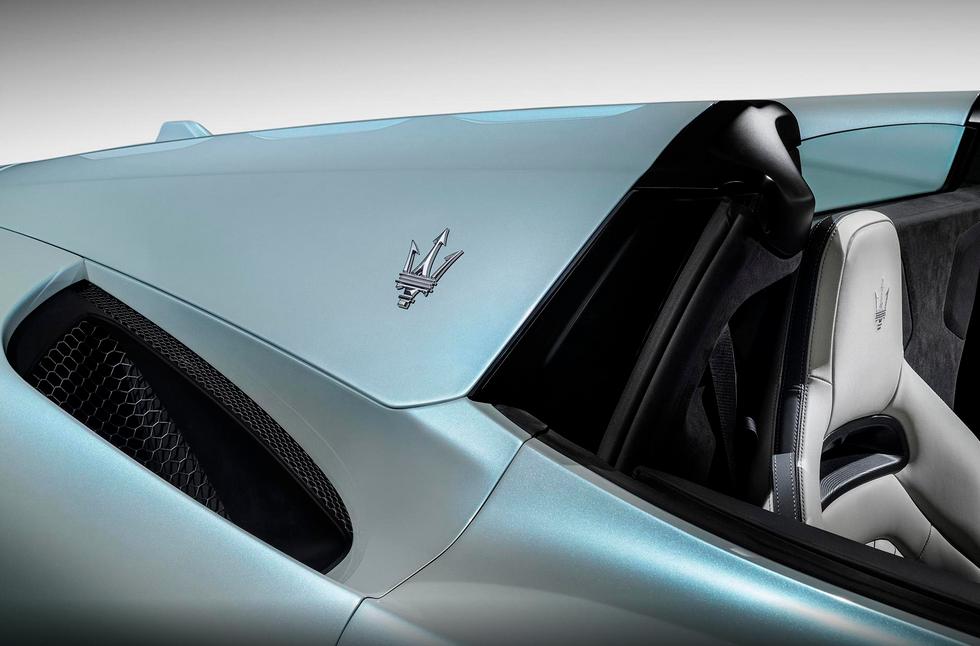 玛莎拉蒂mc20新款来袭,玛莎拉蒂mc20到底有多强