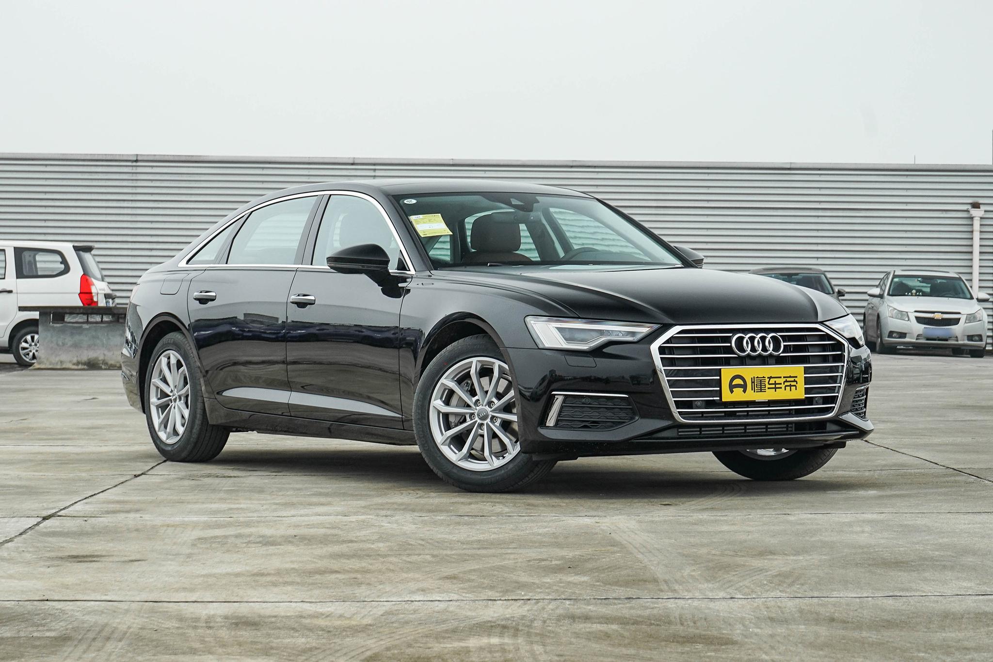 奥迪a6l养车费用比迈腾多多少,奥迪a6l3.0t一年养车费用