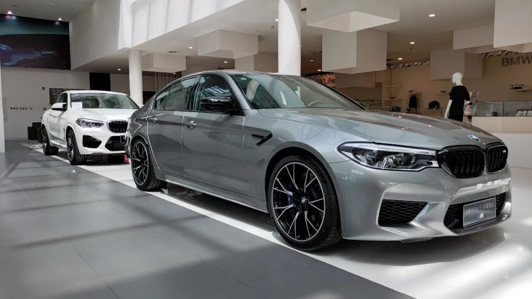 布鲁克林灰宝马,宝马布鲁克林灰喷漆