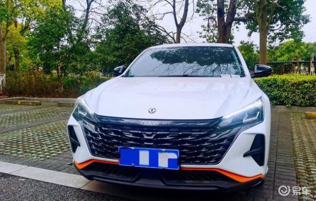 终于在路上碰到自己喜欢的车了,终于买了一台自己喜欢的新车