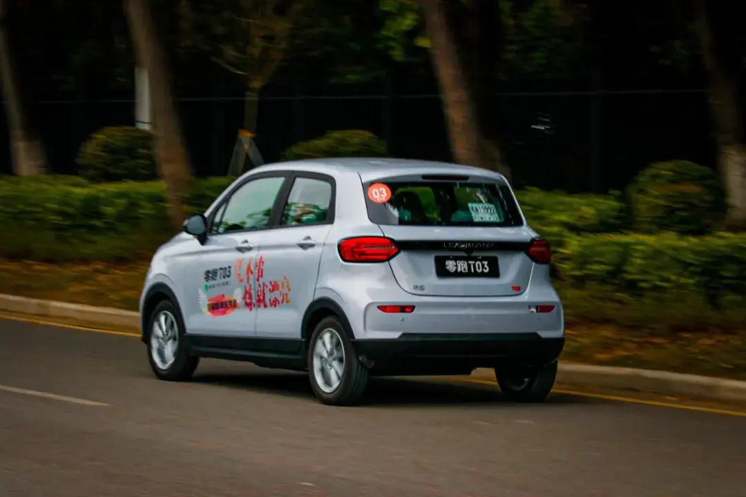 新款零跑t03售价,2021款零跑t03顶配都有哪些功能