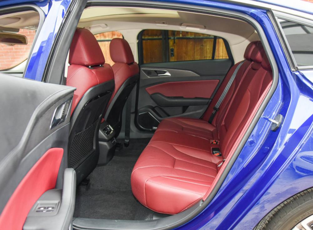 新款红旗h5入手当婚车,h5红旗婚车价格