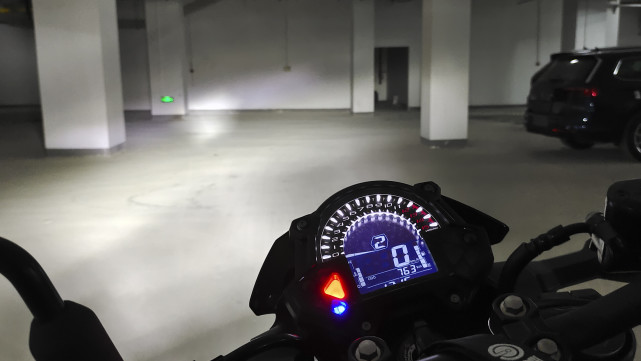 9000公里的19款川崎z400值得买吗,操控简单的川崎摩托车