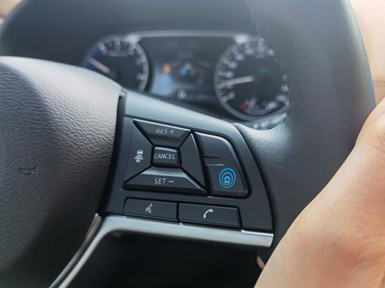 轩逸e-power的动力驾驶感受,轩逸e-power和经典版跑高速油耗