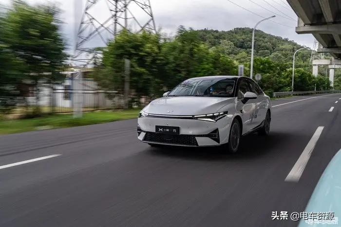 试驾小鹏全新p5,小鹏p5plus试驾