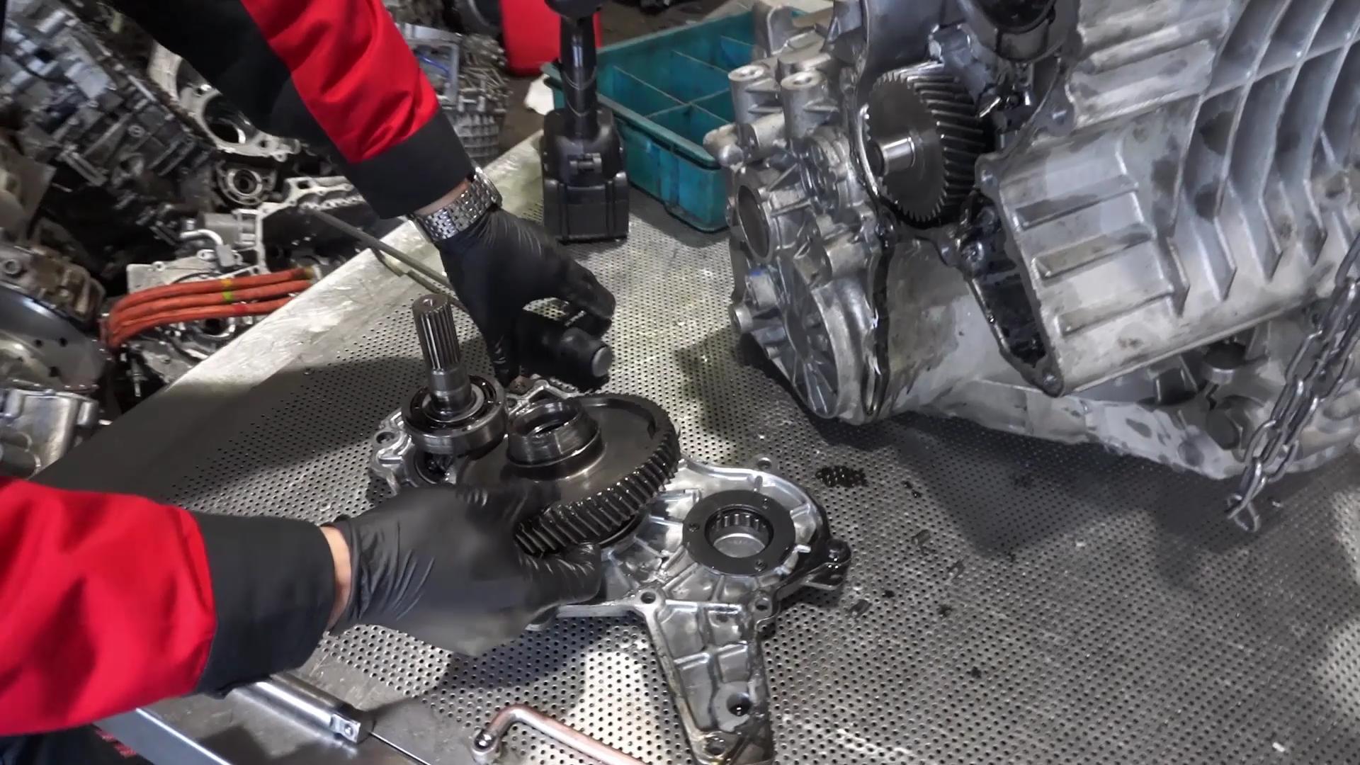 rx5荣威变速箱顿挫异响维修,变速箱异响维修要多少钱