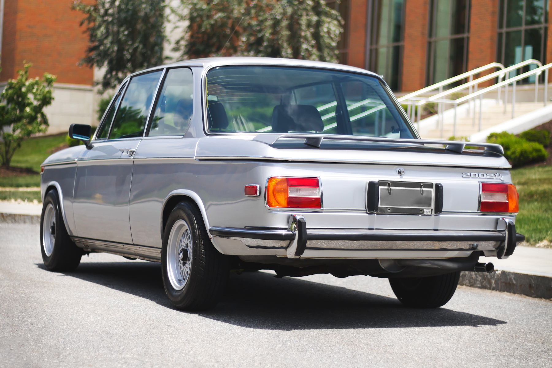 新款宝马2002,宝马2002改装