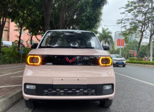 宏光miniev马卡龙有坡道辅助吗,定金全款宏光miniev马卡龙时尚款