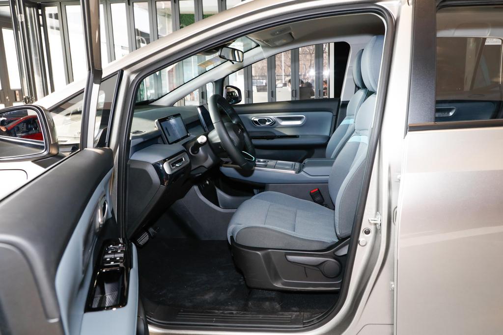 aionyplus智享科技版裸车价,aionyplus80落地价格