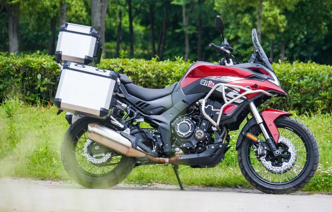 进步很大但是仍然任重道远,进步明显继续努力