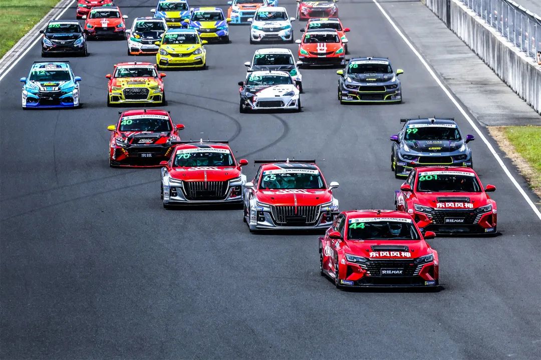 赛道极轿跑奕炫,奕炫赛道版车型