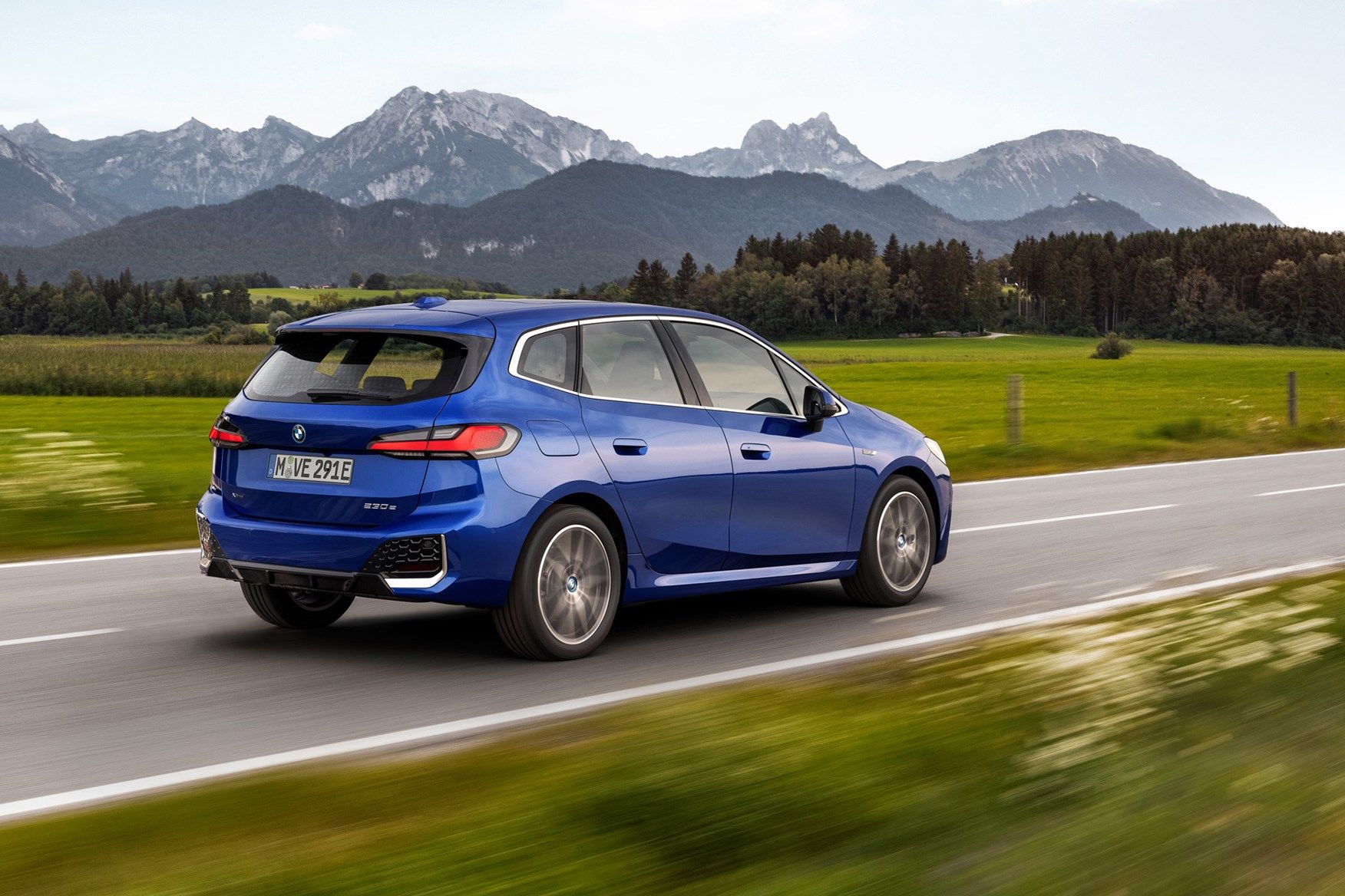 双联屏的宝马车型,双肾新款宝马车