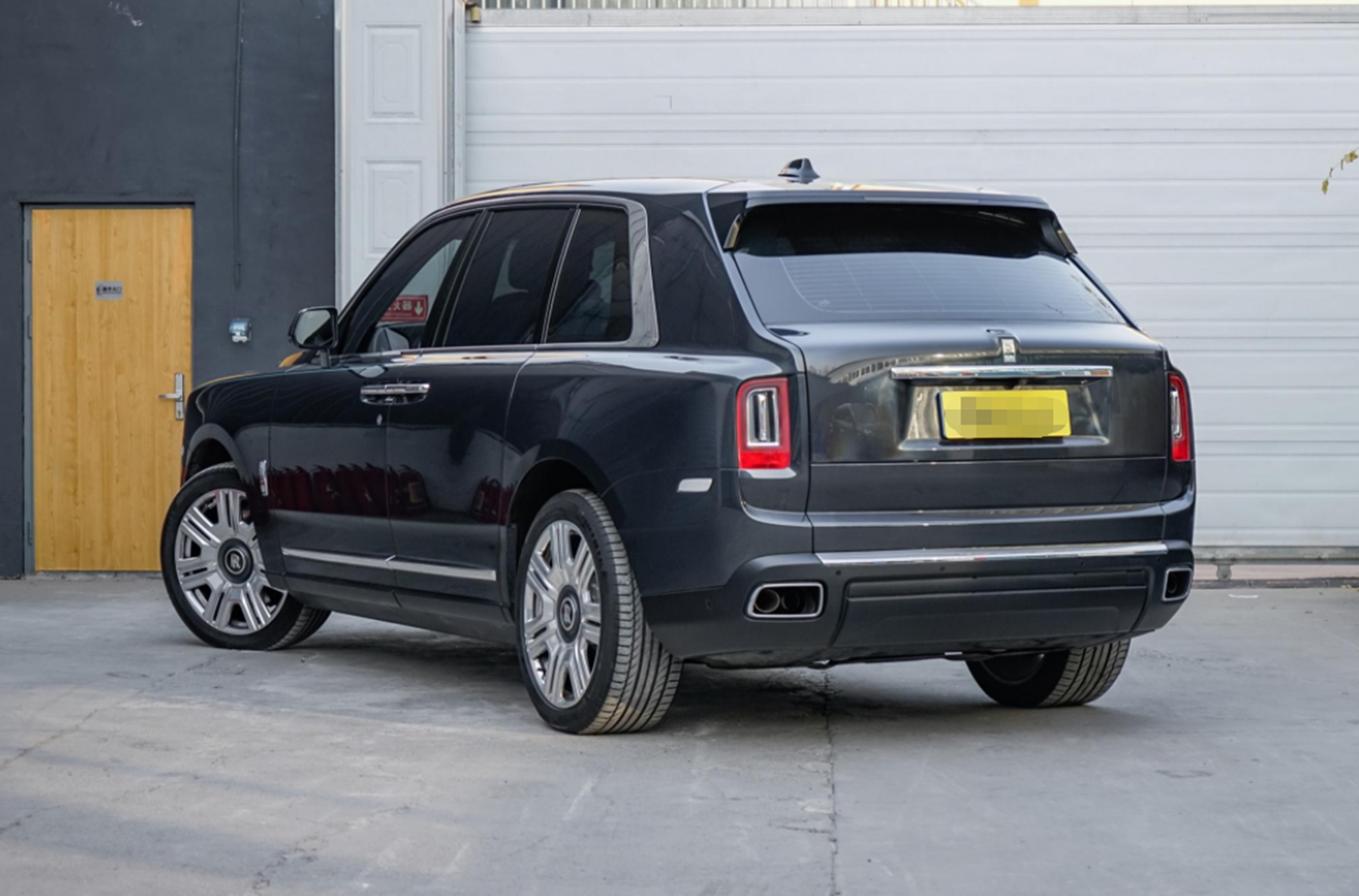 库里南一公里油耗多少钱,库里南油耗为什么大