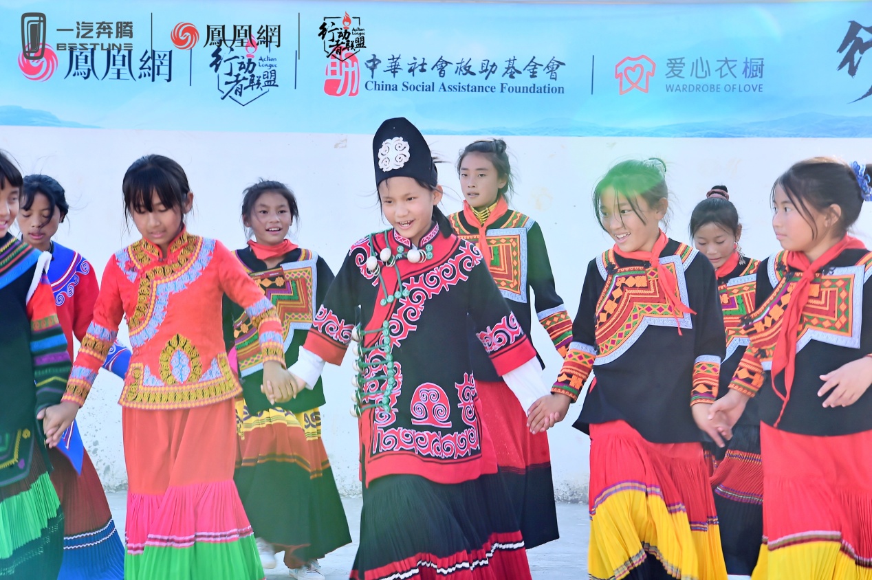 探索浩瀚宇宙发扬航天精神,探索航天科技致敬航天精神