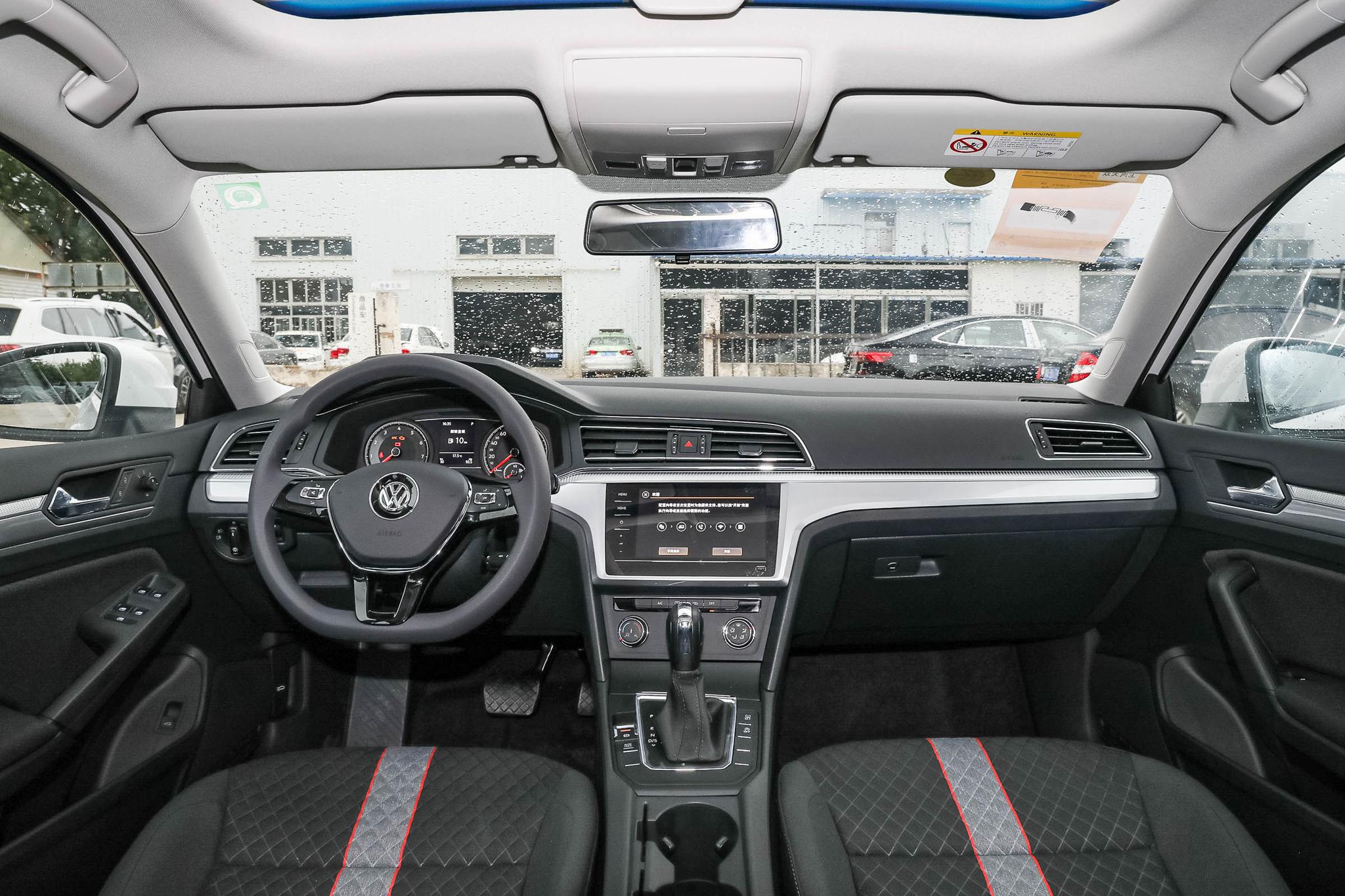 凌渡入门级是什么配置,大众凌渡l热辣版2022款分期落地价