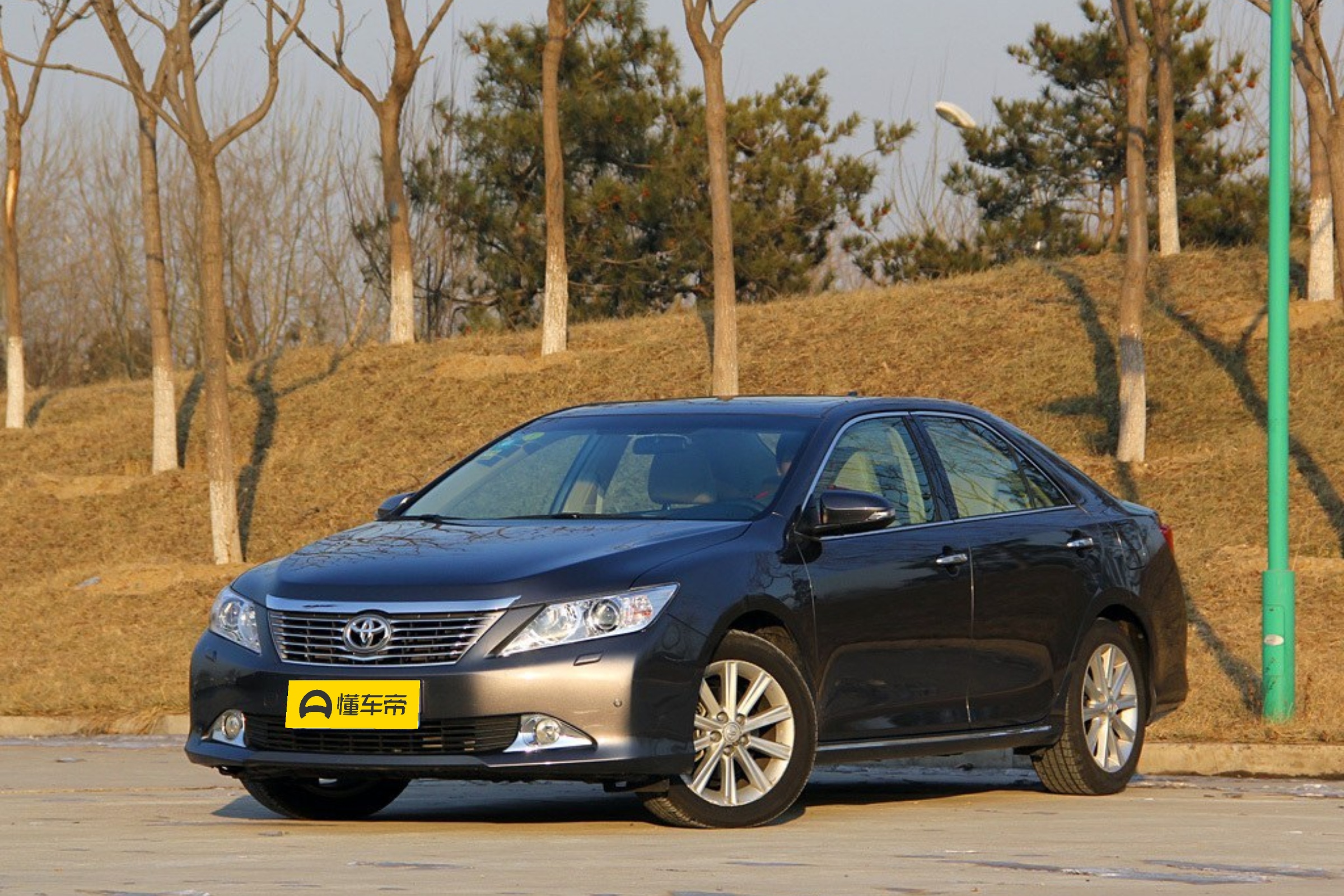 丰田全新八代2.0凯美瑞豪华版,全新凯美瑞年度销量超21万多台