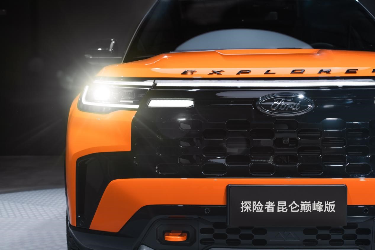 豪华探险者,2024款全新福特探险者昆仑巅峰版