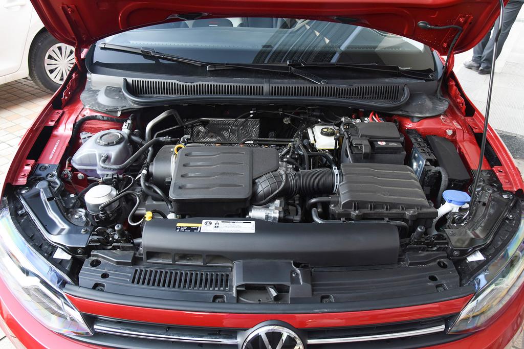 polo鎼烘墜椋為┌浜虹敓,polo鍚岀郴鍒楄溅