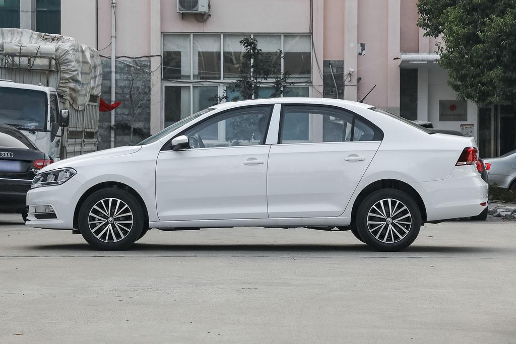 21款桑塔纳车咋样,大众桑塔纳19款和21款区别