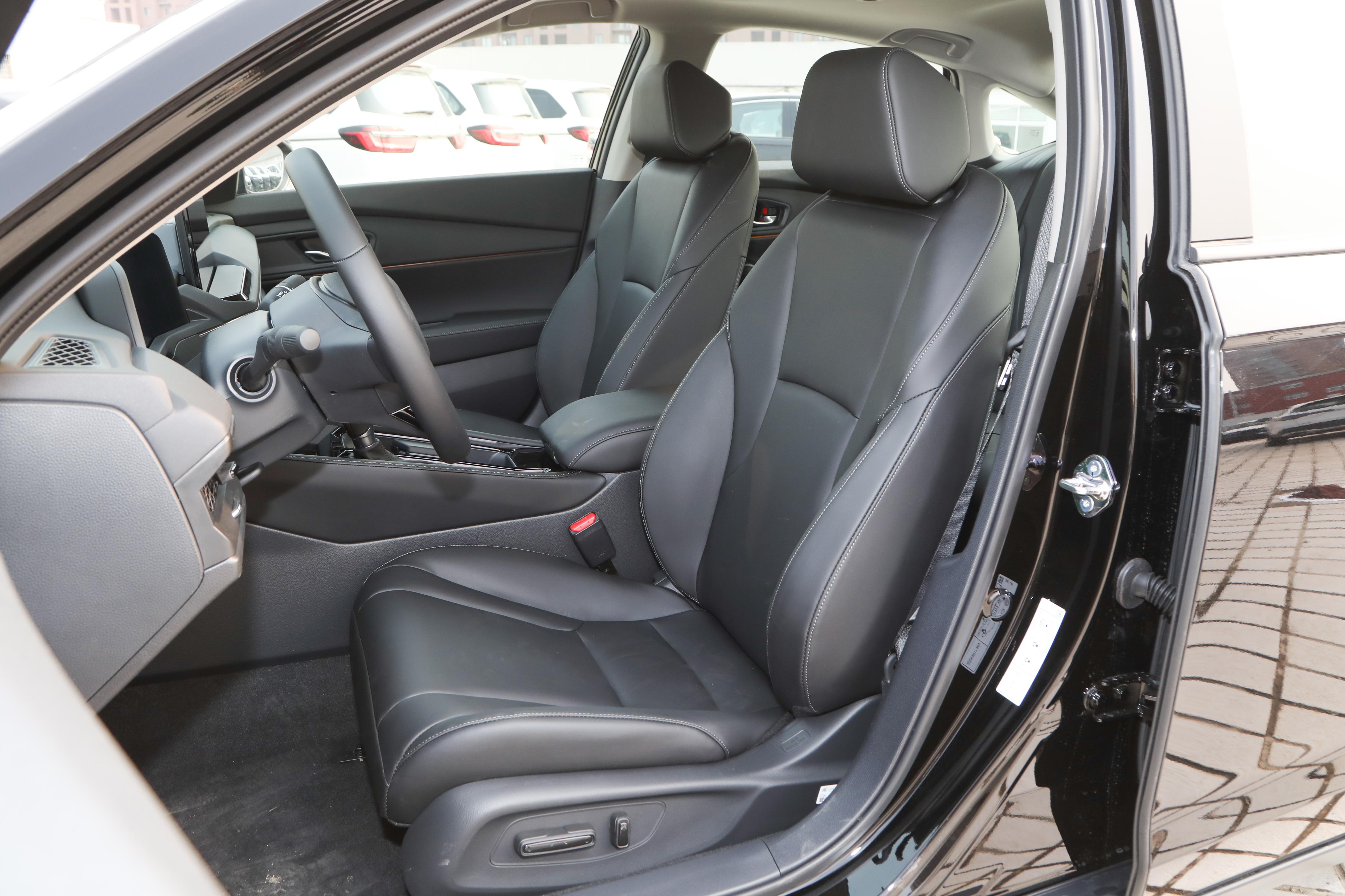 1.5t雅阁舒享型落地价,1.5t雅阁精英版落地价