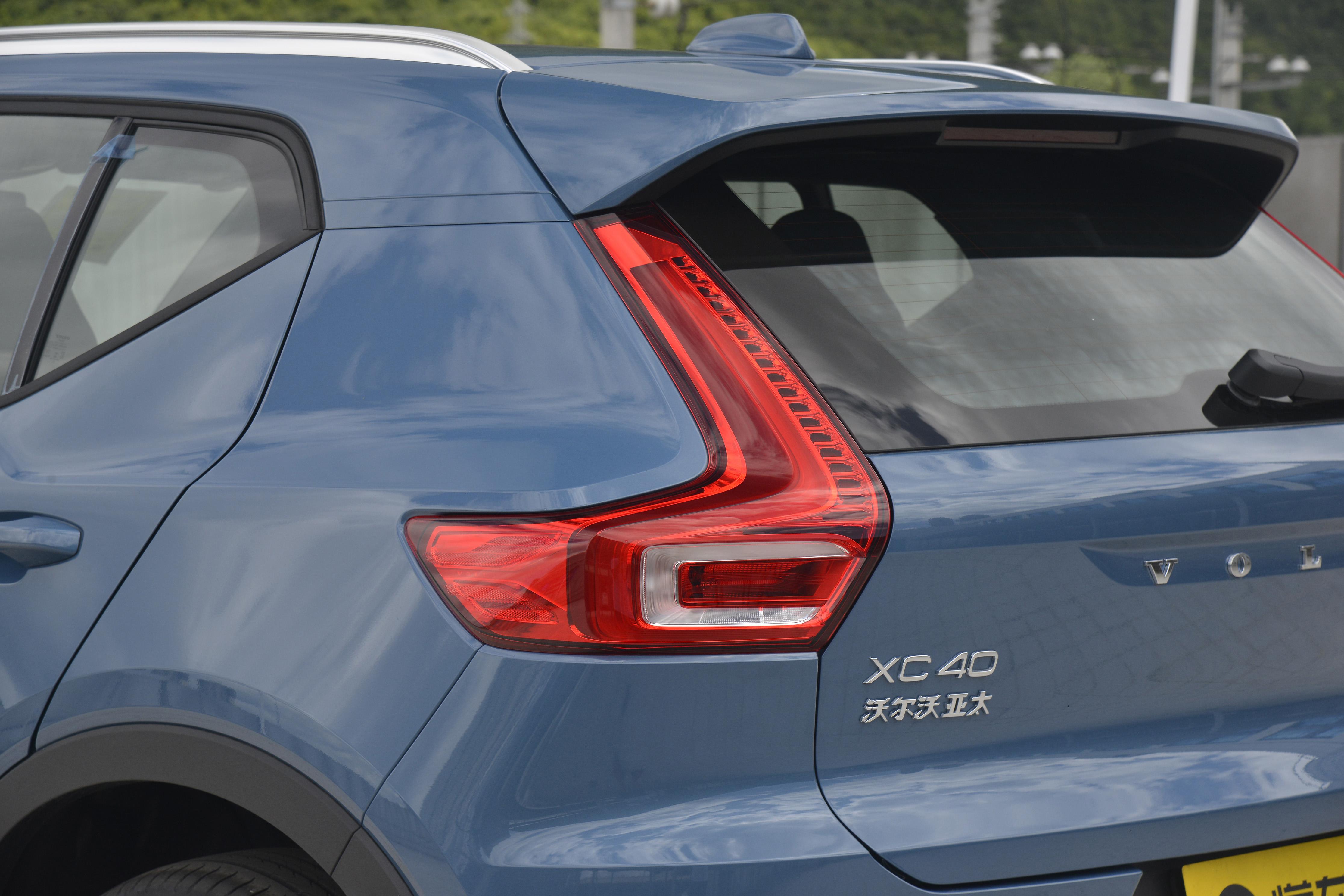 2023款沃尔沃xc40,沃尔沃xc402023