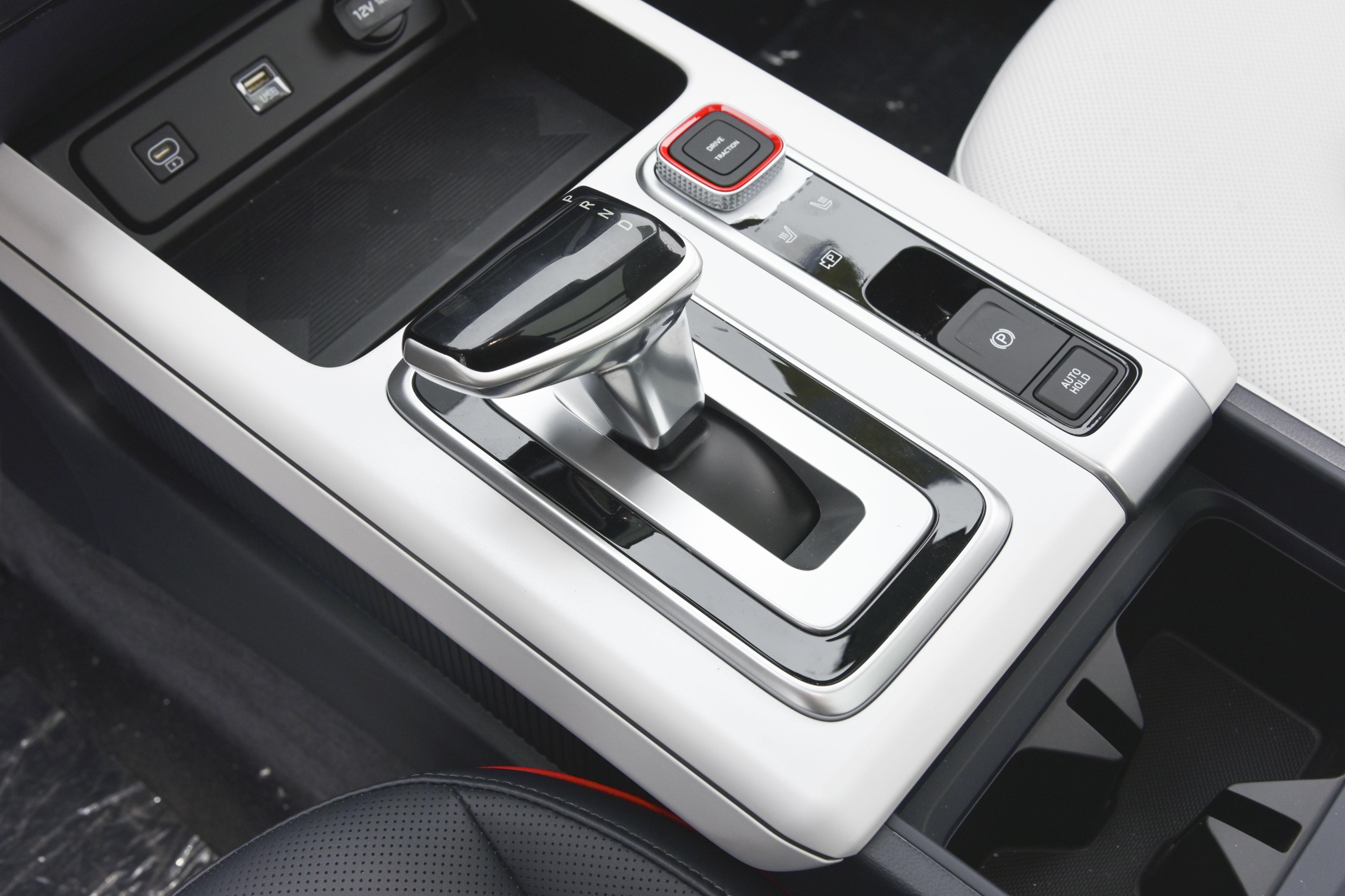 15年现代ix35油耗2.0自然吸气,现代ix35油耗2.0官方油耗