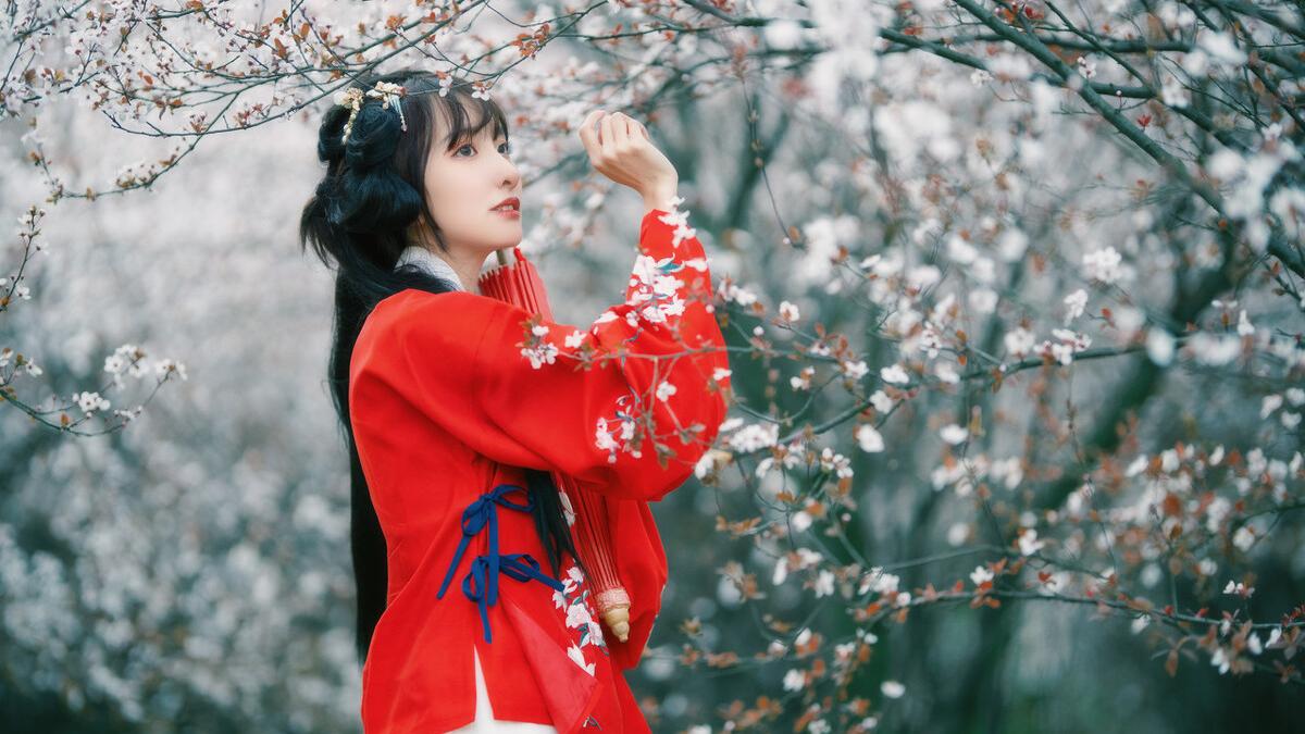 小说：庶母用野男人污她清誉，不料被她看穿，心中有了反击妙计