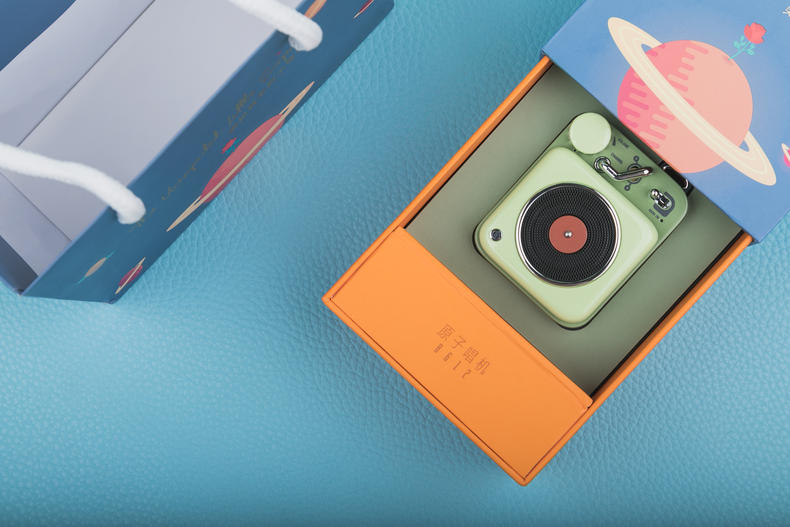 猫王老款收音机,猫王收音机创始人视频